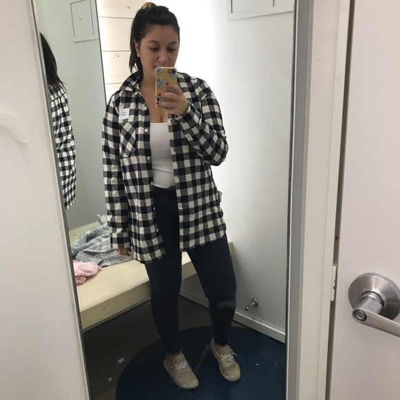 Meet your Posher, Talia - Picture 4 of 15